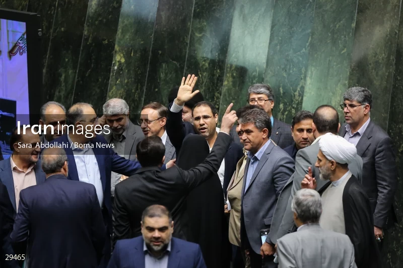 Parliamentary session about confidence vote to Minister of Education