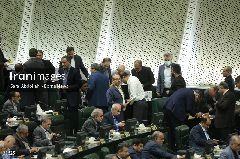 The meeting of Iranian Parliament to review the qualifications of the proposed Minister of Agriculture