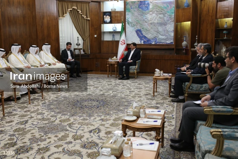 The meeting of the Minister of Labor of Qatar with the first vice president of Iran