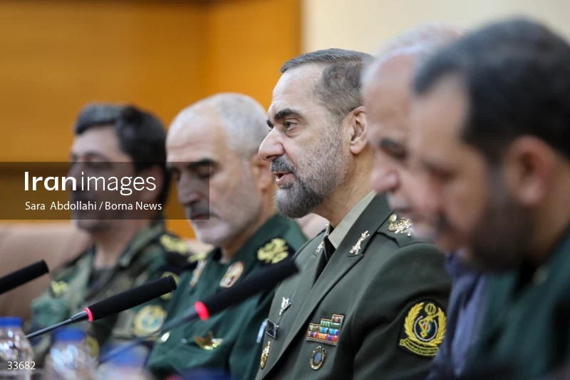 Meeting between the Ministers of Defense of Bolivia and Iran