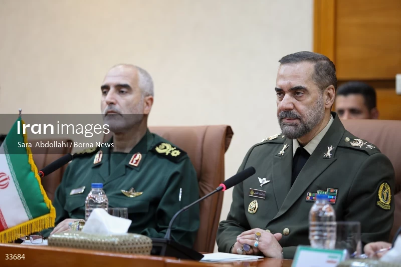 Meeting between the Ministers of Defense of Bolivia and Iran