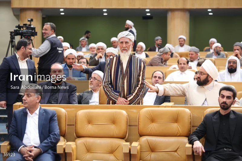 The meeting of scholars and elites of the Sunni community with the President