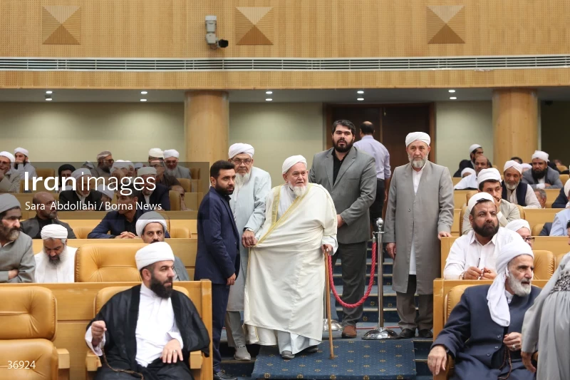 The meeting of scholars and elites of the Sunni community with the President
