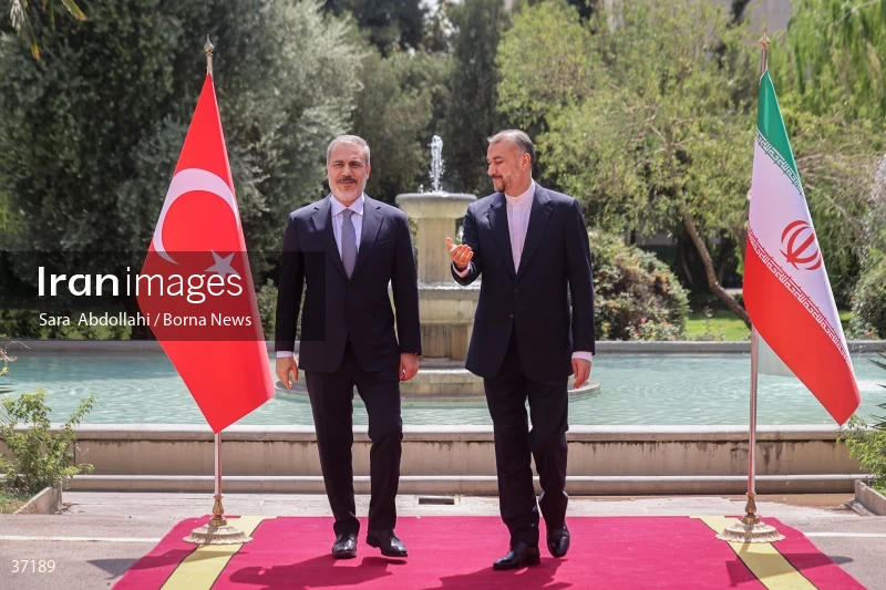 The meeting of the Foreign Ministers of Iran and Turkey