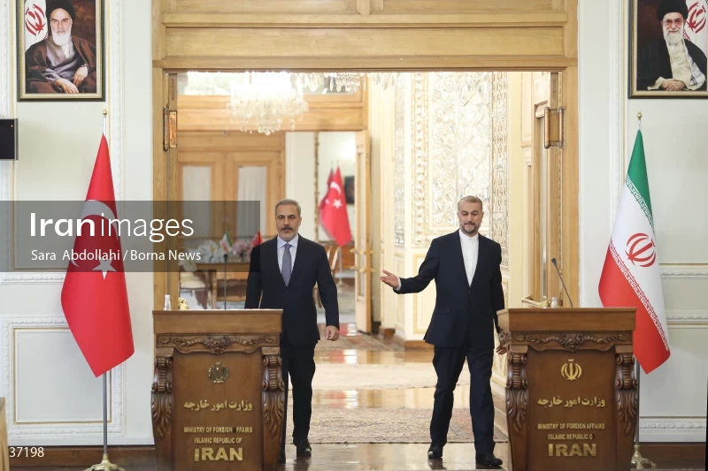 The meeting of the Foreign Ministers of Iran and Turkey