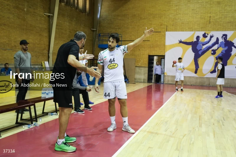The visit of the Minister of Sports and Youth to the camp of the national handball team