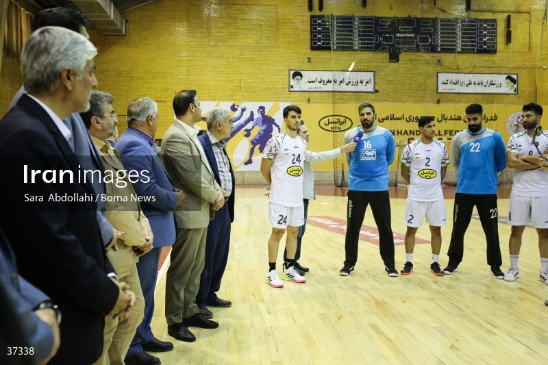 The visit of the Minister of Sports and Youth to the camp of the national handball team