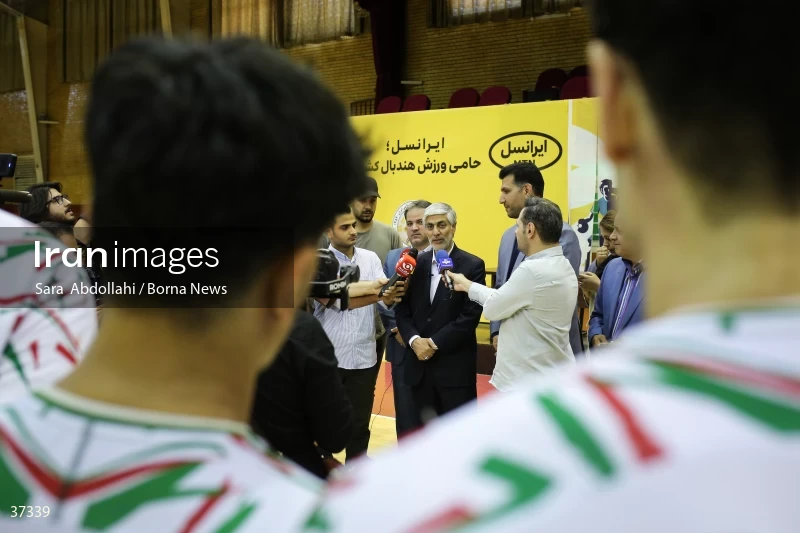 The visit of the Minister of Sports and Youth to the camp of the national handball team