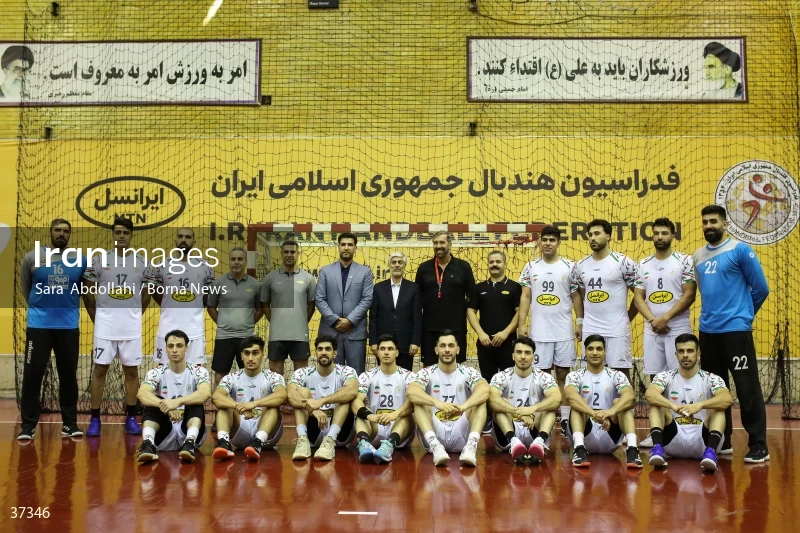 The visit of the Minister of Sports and Youth to the camp of the national handball team