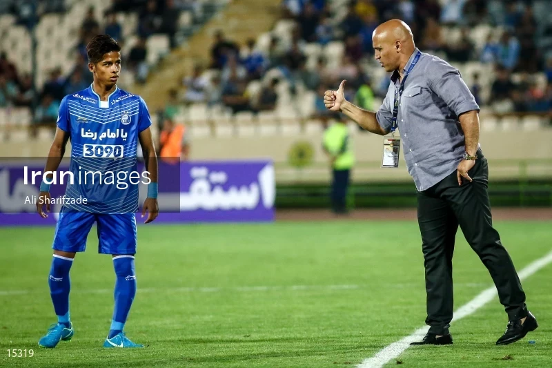 Esteghlal Tehran vs Esteghlal Khuzestan