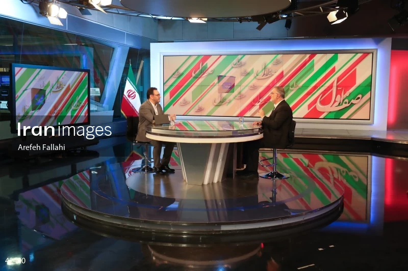 Alireza Zakani on the "Safe Aval (Prime Row)" program on the News Network
