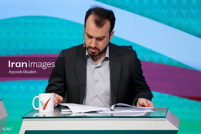 Mohammad Bagher Ghalibaf on the Cultural Roundtable program on Channel Two