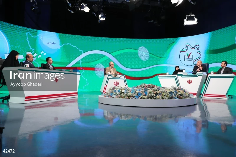 Mohammad Bagher Ghalibaf on the Cultural Roundtable program on Channel Two