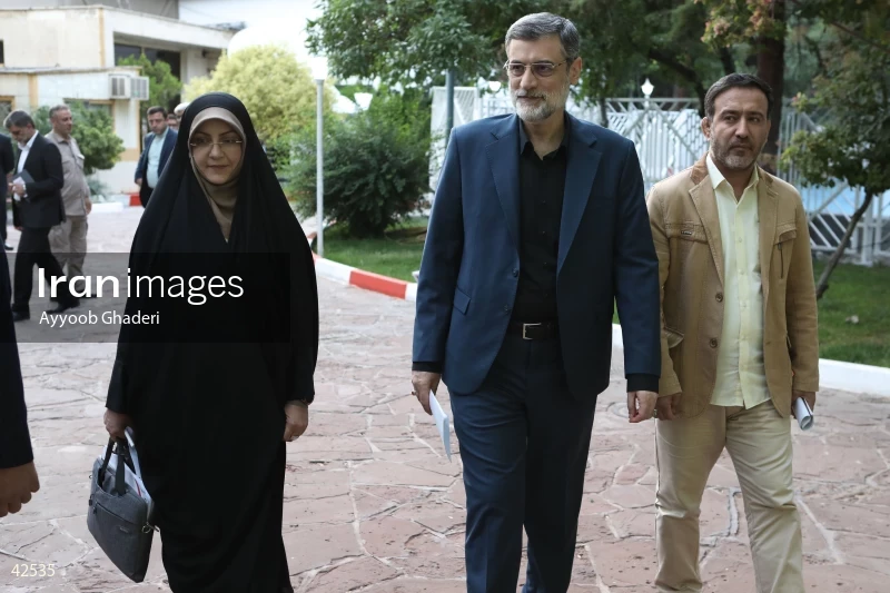 Seyed Amir-Hossein Ghazizadeh Hashemi on the Cultural Roundtable program on Channel Two