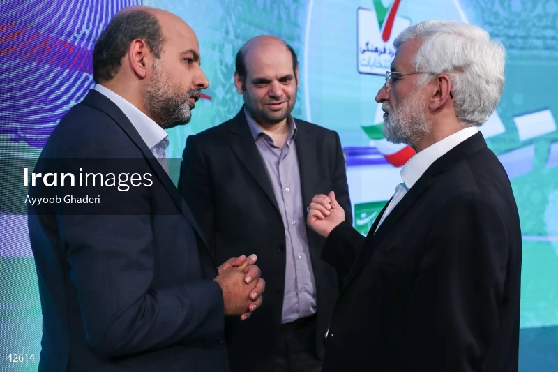 Saeed Jalili on the Cultural Roundtable program on Channel Two