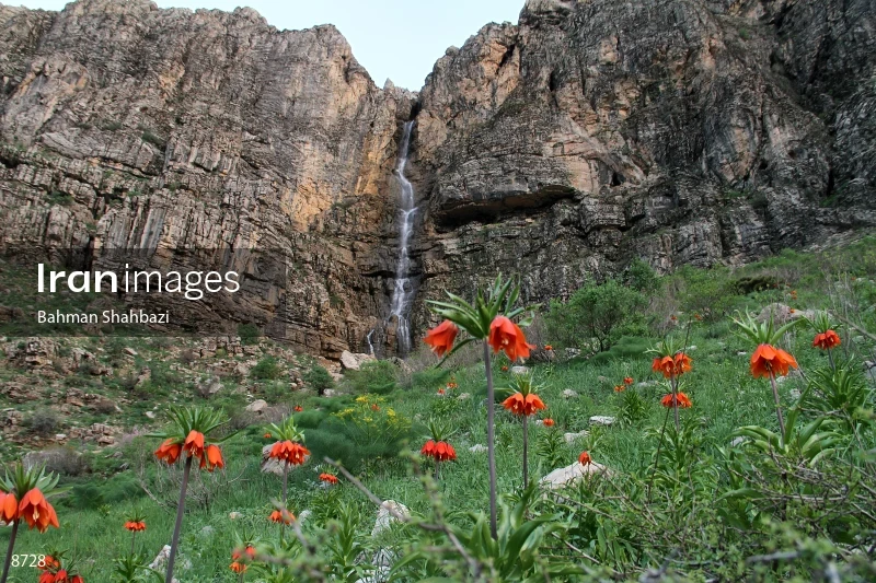 Selor Waterfall in Marivan