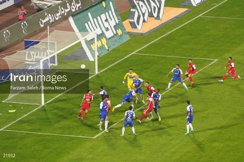 99th derby between Esteghlal and Persepolis football teams