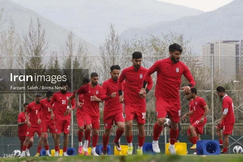 The first training session of the national football team with the presence of Amir Ghalenoei