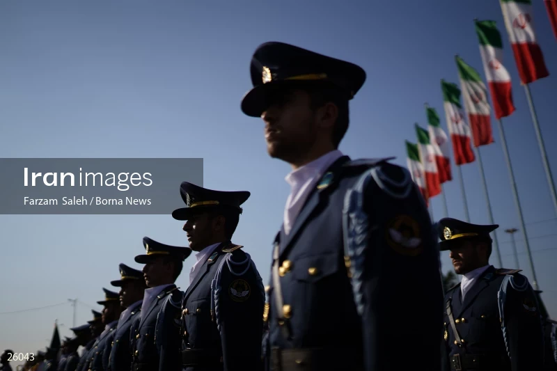 Military Parades Held in Iran on National Army Day