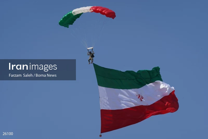 Military Parades Held in Iran on National Army Day