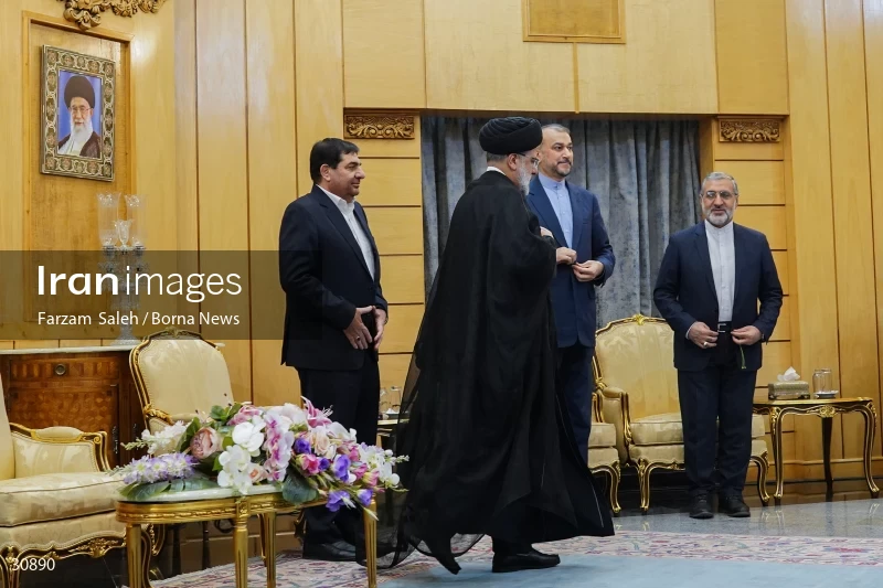 The official see-off ceremony of the president on his trip to Latin America
