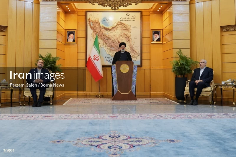 The official see-off ceremony of the president on his trip to Latin America