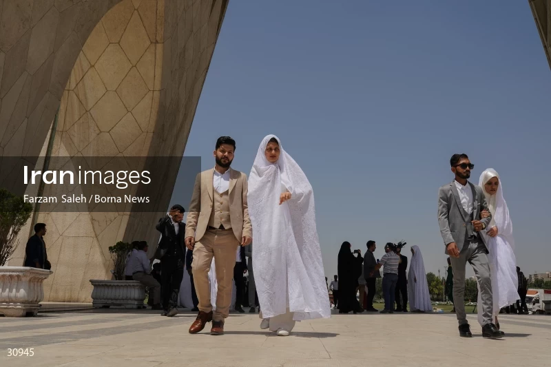 Marriage ceremony of 14 Turkmen couples in Tehran