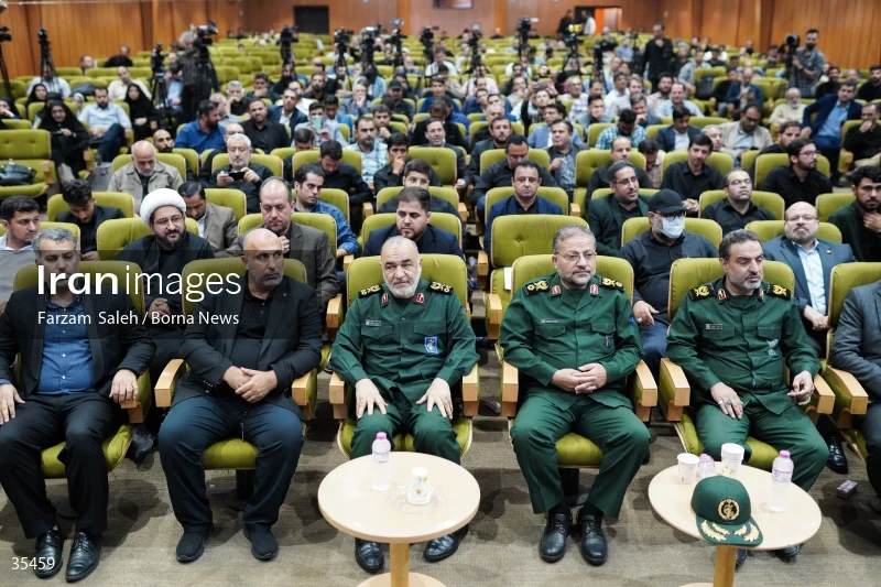 The Seminar on the progress of a strong Iran with promising journalists