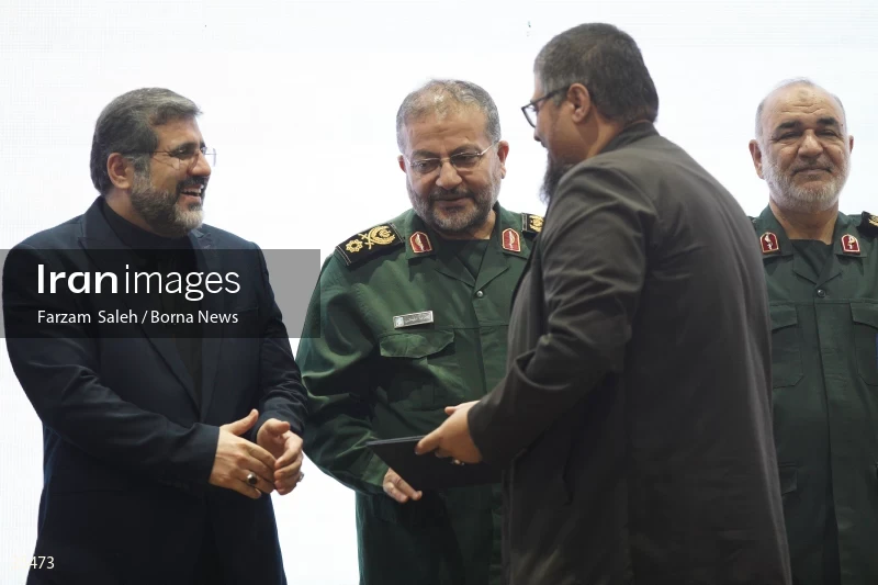 The Seminar on the progress of a strong Iran with promising journalists