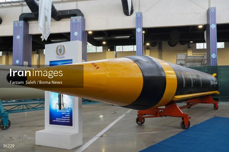 Foreign attaches visit defense achievements exhibition in Tehran