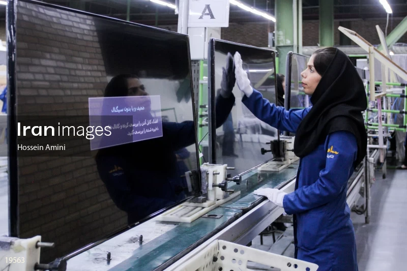 Samsung assembly line in Iran