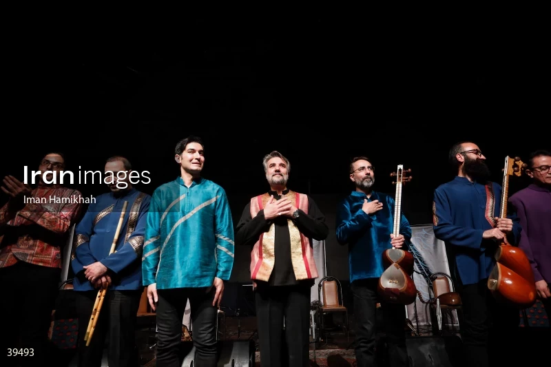 Concert of Hamidreza Nurbakhsh and Qamar group
