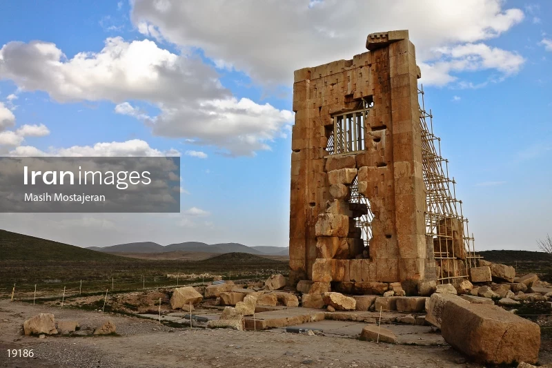 tomb of Cambyses in Pasargadae