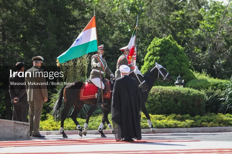 Hassan Rouhani welcomes Indian Prime Minister Narendra Modi