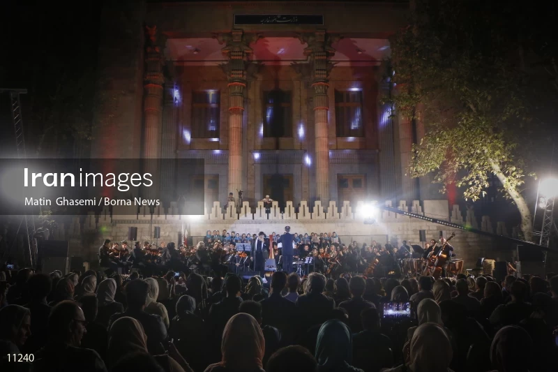 Tehran Symphony Orchestra concert at the Mashgh Square
