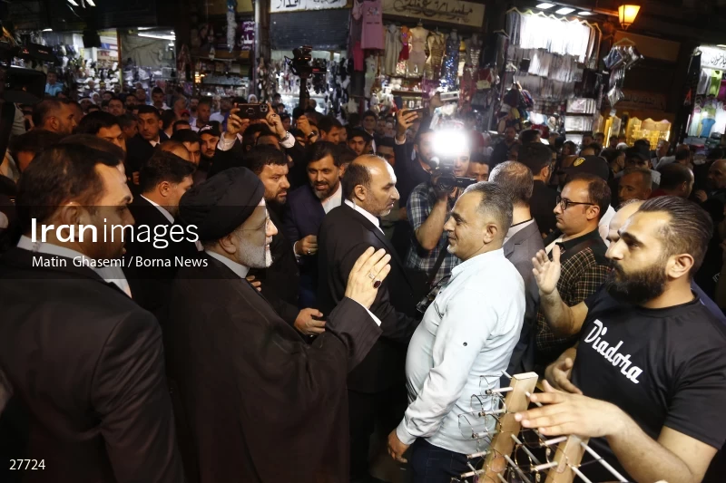 President Ebrahim Raisi in Umayyad Mosque of Damascus