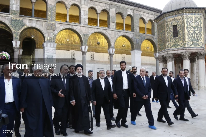 President Ebrahim Raisi in Umayyad Mosque of Damascus