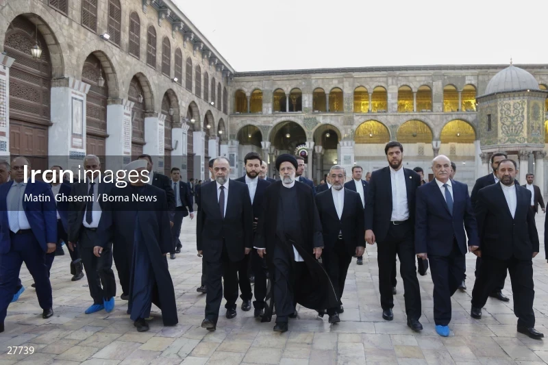 President Ebrahim Raisi in Umayyad Mosque of Damascus