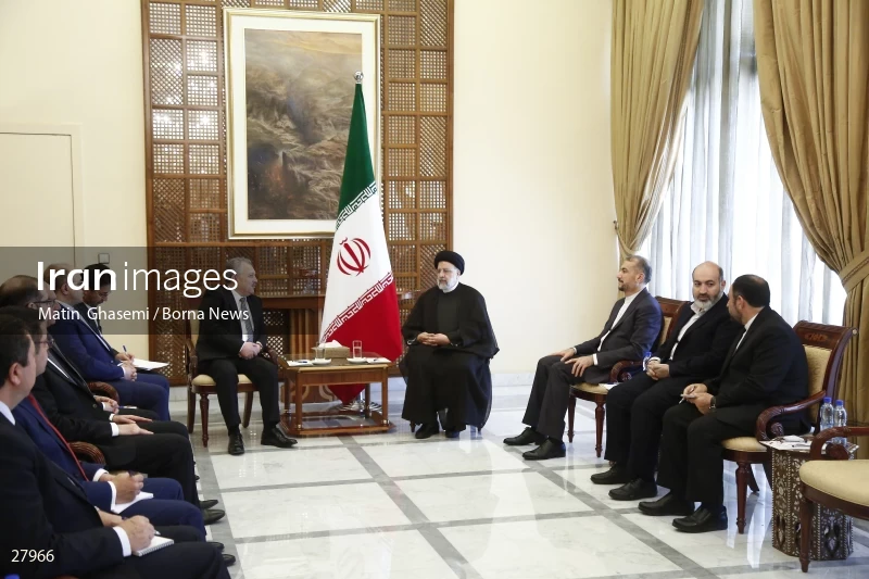 The meeting between Ebrahim Raisi and Hussein Arnous