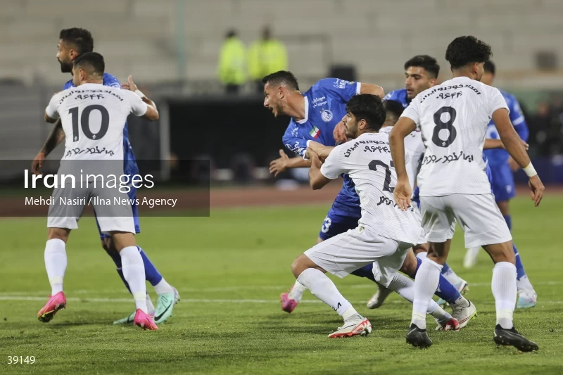 Esteghlal FC Vs. Paykan FC