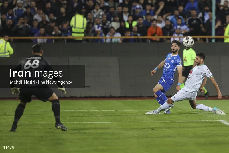 Esteghlal F.C. - Zob Ahan Esfahan F.C.