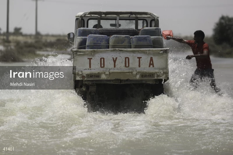 Floods in Dashtiari County