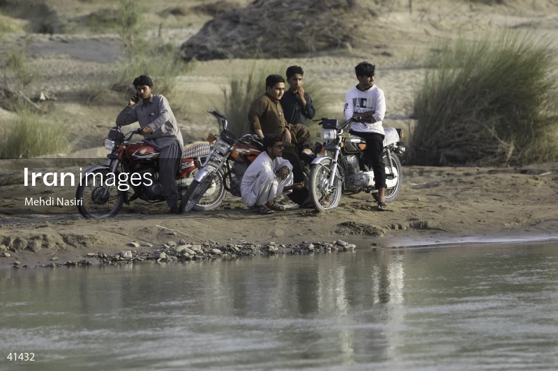 Floods in Dashtiari County