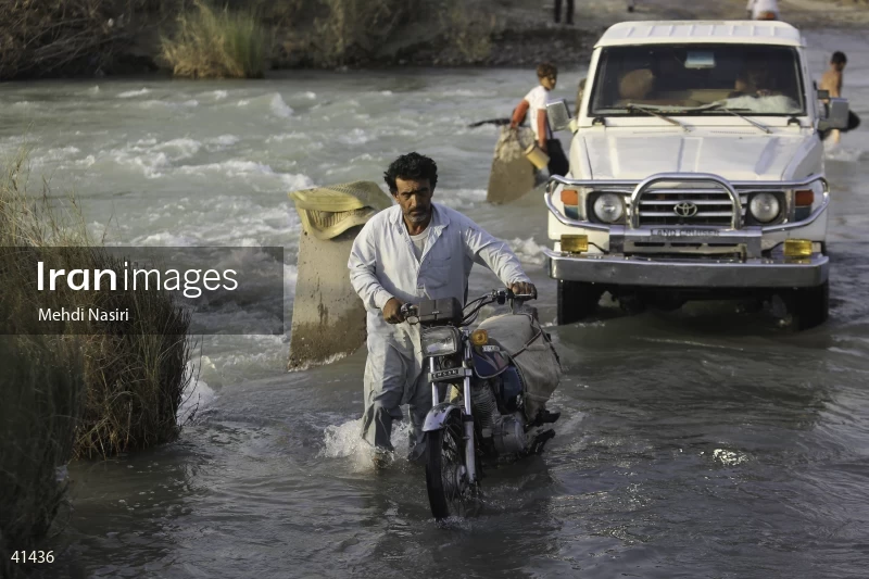 Floods in Dashtiari County