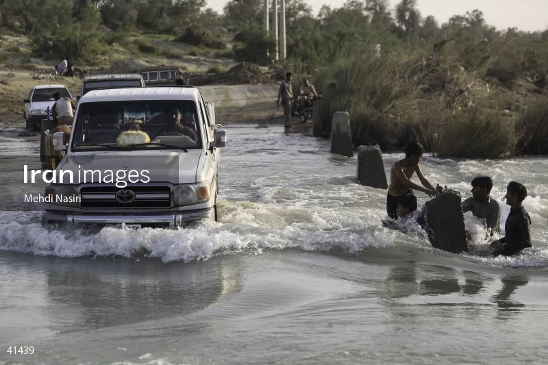 Floods in Dashtiari County