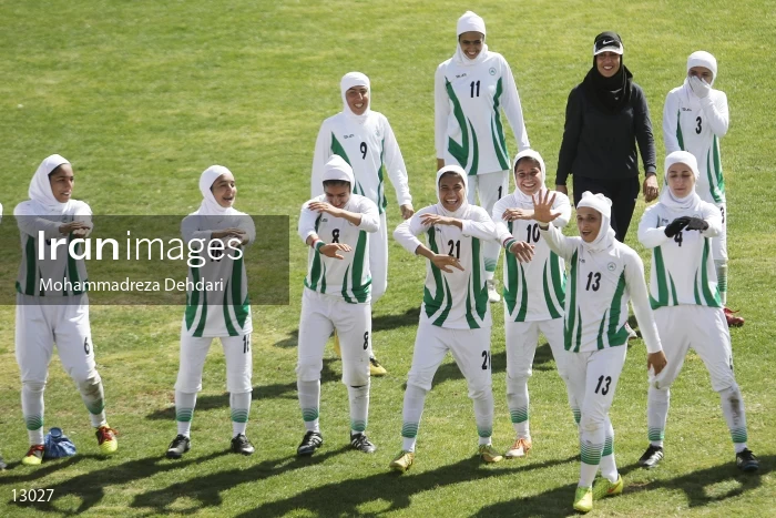 Zob Ahan Women's Football Team