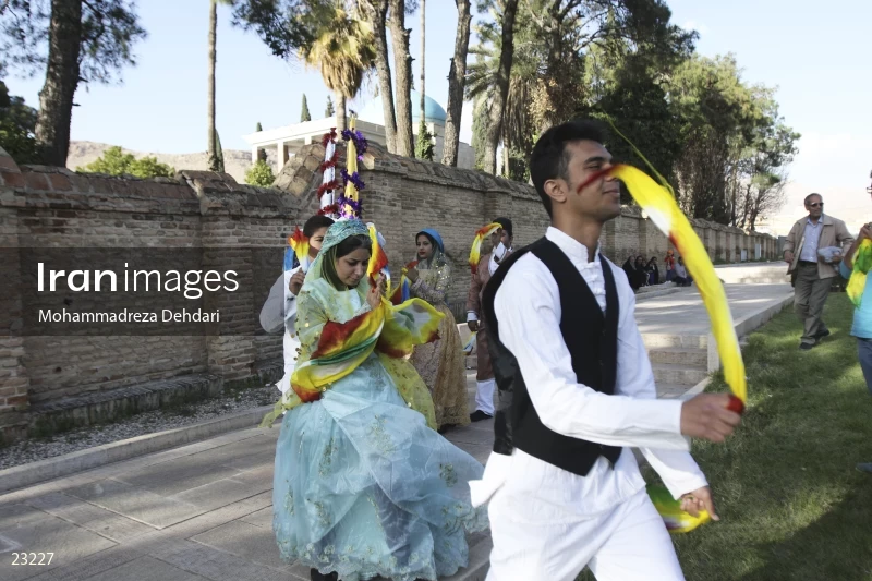 The symbolic performance of the Qashqai wedding
