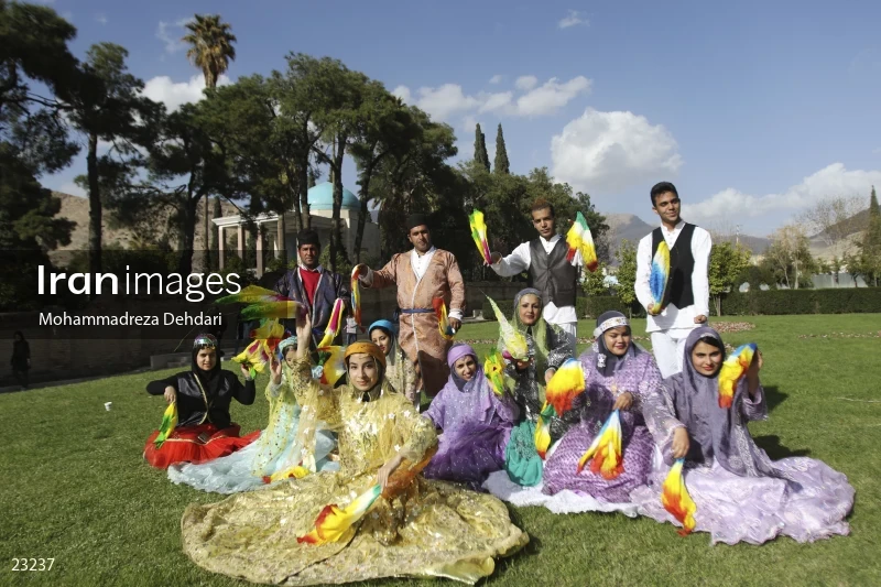 The symbolic performance of the Qashqai wedding