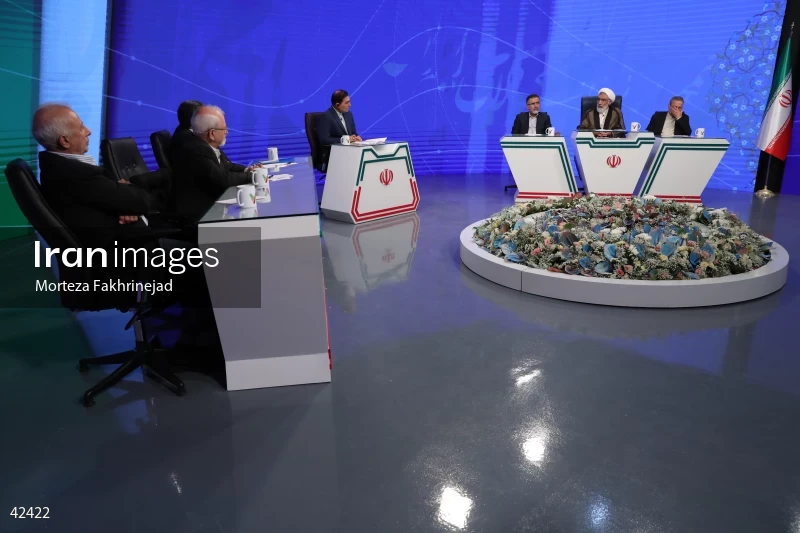 Mostafa Pourmohammadi on the Political Roundtable program on Channel Three