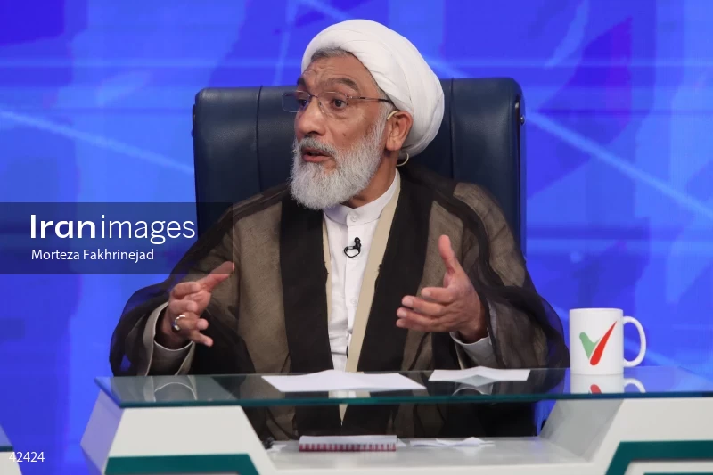 Mostafa Pourmohammadi on the Political Roundtable program on Channel Three